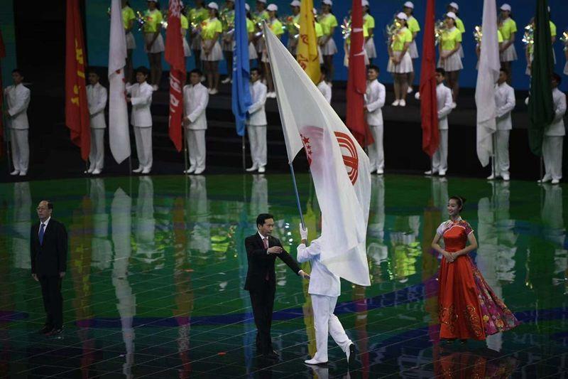2025新澳门天天免费精准,全面数据策略解析_社交版97.960