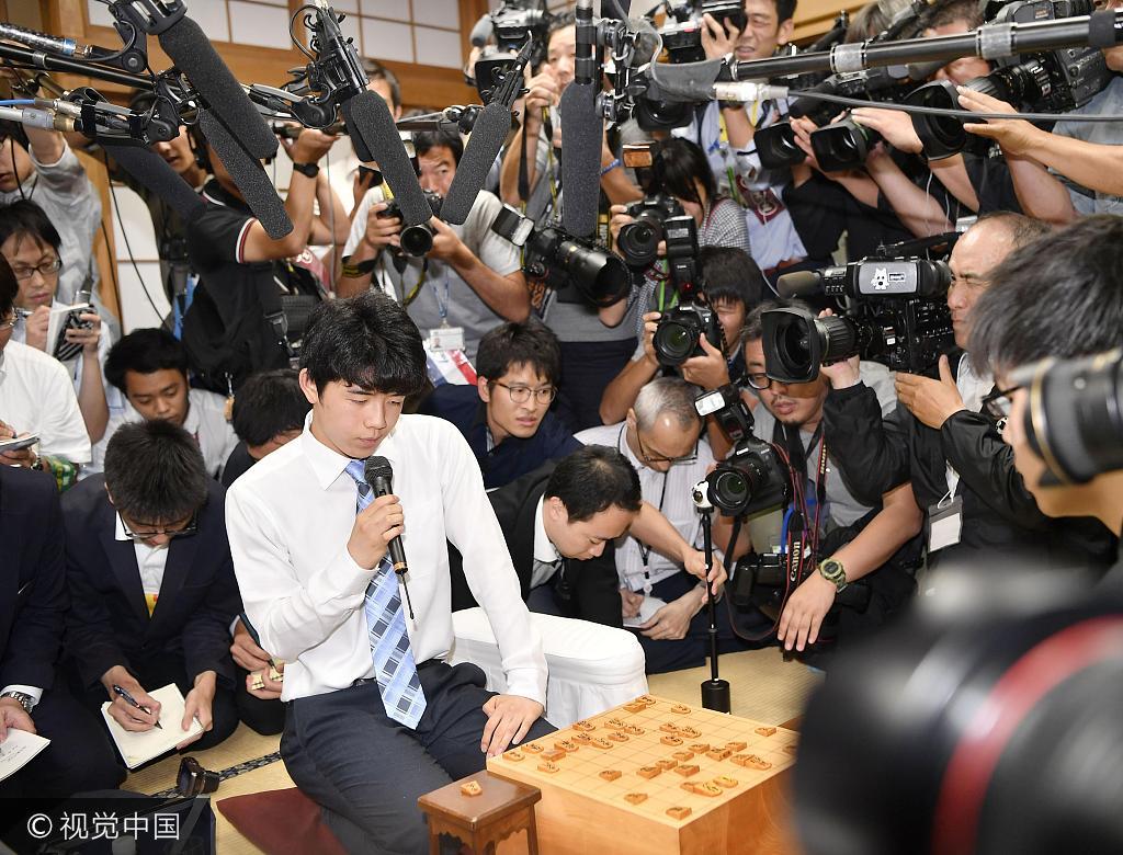藤井聪太的最新动态与成就概览