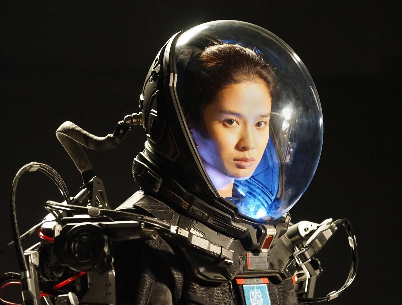 魔女与野兽最新话，宿命羁绊深化，情感之火燃烧