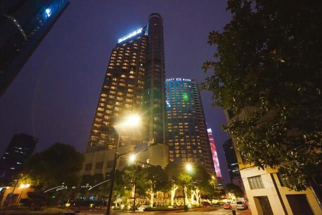 上海外滩最新酒店，现代都市的璀璨明珠住宿体验