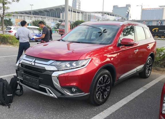 三菱全新车型亮相，精工品质引领潮流