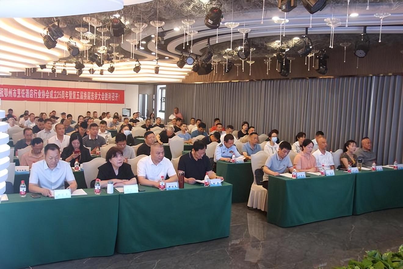 美国大选风云变幻，最新凤凰选战历程与未来展望