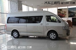 最新面包车图片，时尚多功能，实用舒适的完美展现