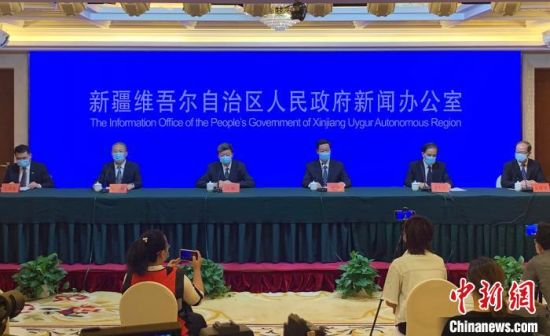 新疆疫情最新会议，全面强化防控措施，坚决打赢疫情防控阻击战