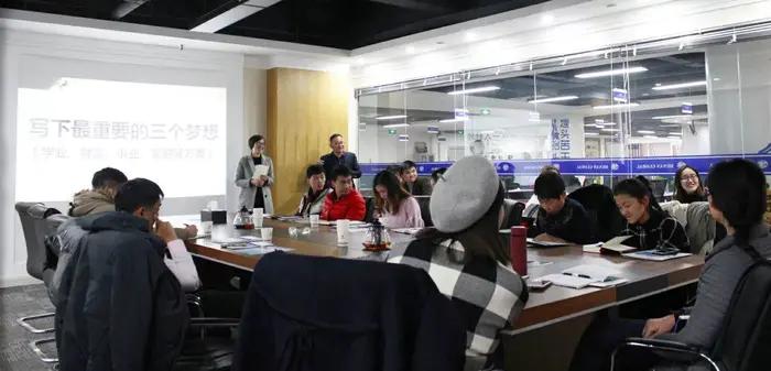 跨境电商亚马逊最新动态与发展趋势解析