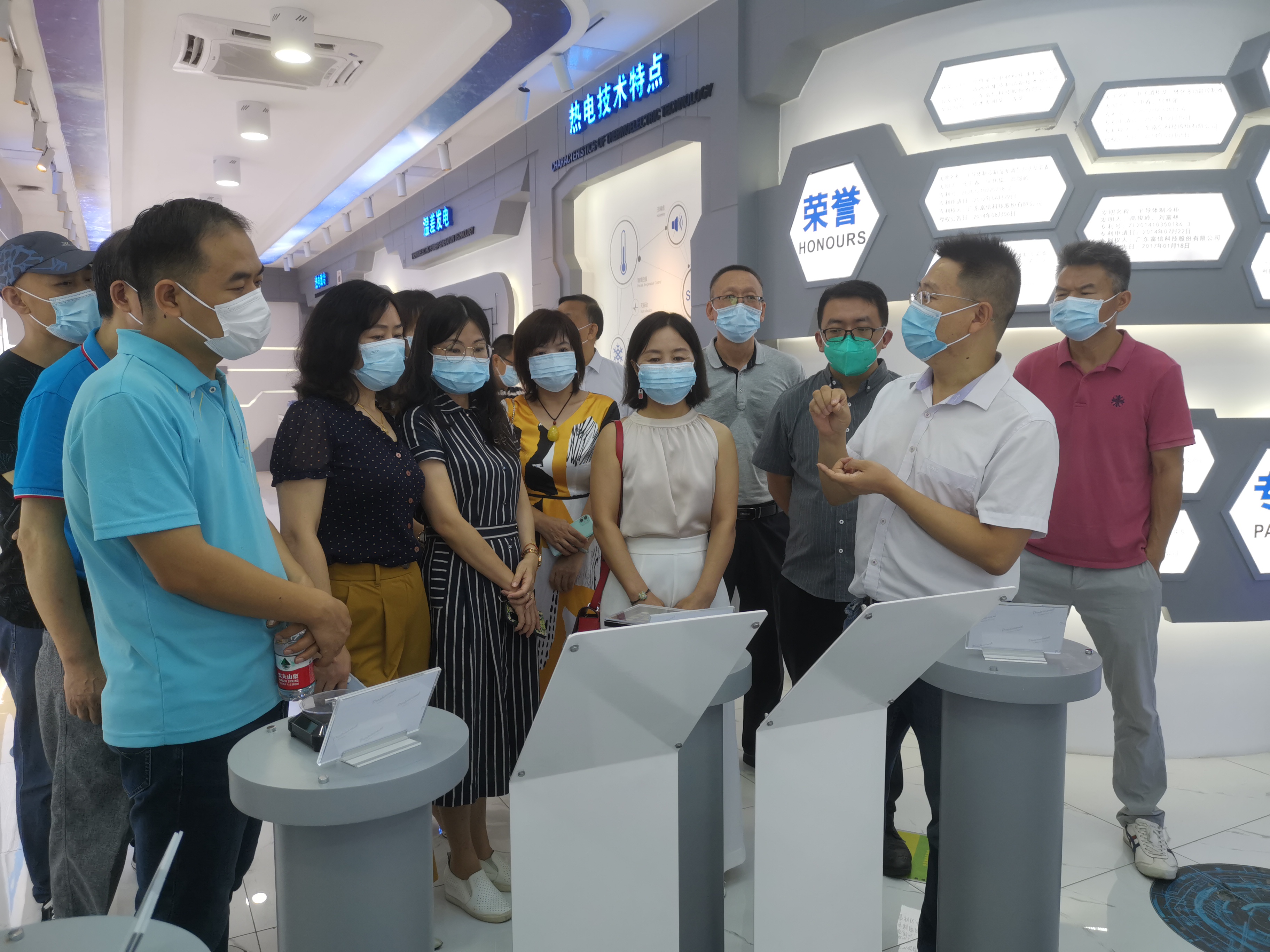 王长河最新动态，迈向新时代的卓越成就与未来展望展望