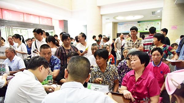 医院扶贫最新动态，持续推动健康扶贫，助力贫困地区全面发展