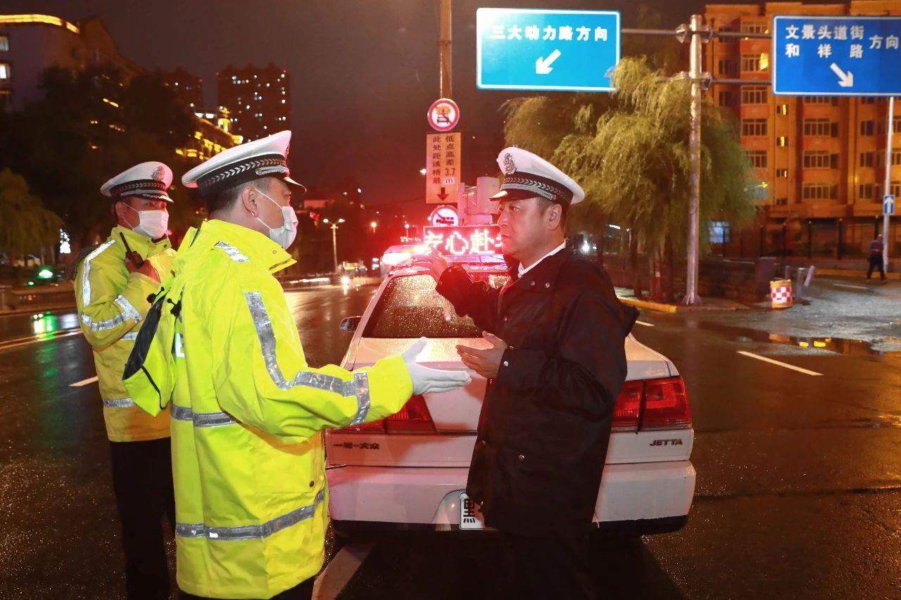 台风巴威直播路径最新动态分析与更新