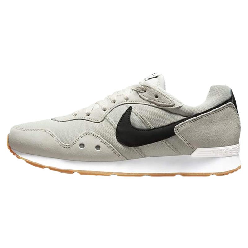 Nike最新款复古鞋，时尚与经典的完美融合
